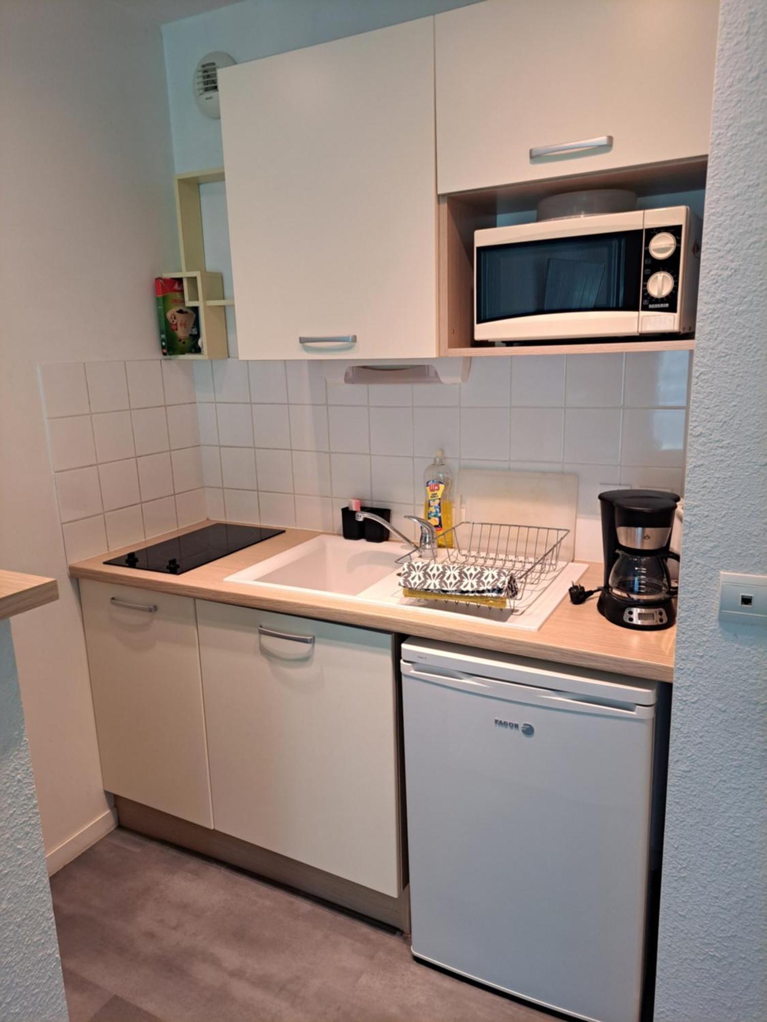 Appartement De 30M2 Dans Residence A Proximite D'Honfleur Equemauville Exterior photo
